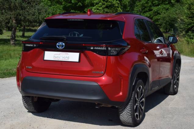 TOYOTA YARIS CROSS DESIGN 116 CV HYBRID / 1ere MAIN / 87500 KMS / SUIVI COMPLET 3