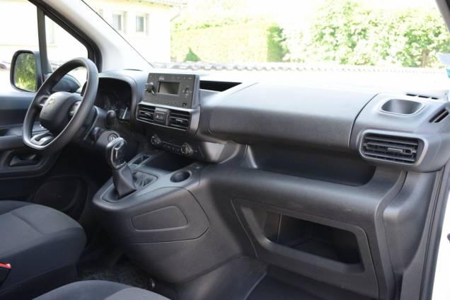 CITROEN BERLINGO CLUB UTILITAIRE HDI 75 CV 2 PLACES / 1ere MAIN /  47500 KMS / SUIVI COMPLET 15