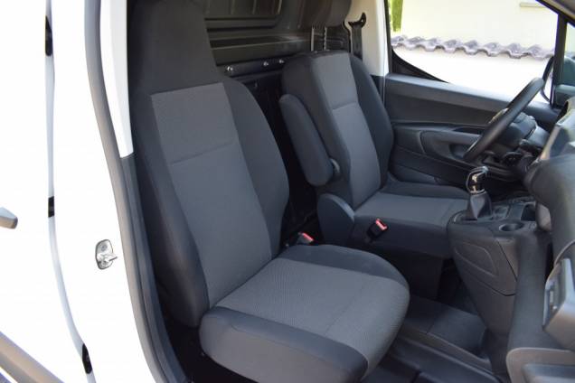 CITROEN BERLINGO CLUB UTILITAIRE HDI 75 CV 2 PLACES / 1ere MAIN /  47500 KMS / SUIVI COMPLET 16