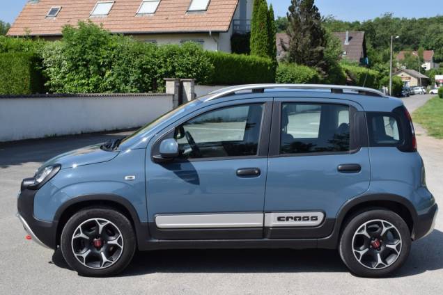 PANDA CITY CROSS PLUS HYBRID 1.0 BSG 70 CV BV6 / 1ere MAIN 4