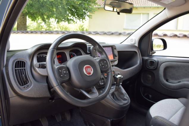PANDA CITY CROSS PLUS HYBRID 1.0 BSG 70 CV BV6 / 1ere MAIN 9
