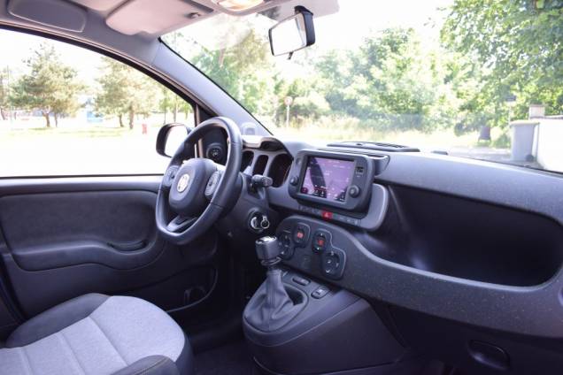 PANDA CITY CROSS PLUS HYBRID 1.0 BSG 70 CV BV6 / 1ere MAIN 14