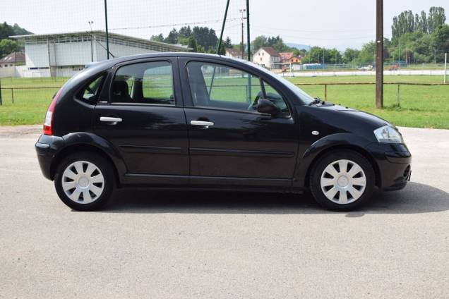 CITROEN C3 EXCLUSIVE 1.4 75 CV 5 PORTES / 29900 KMS 9
