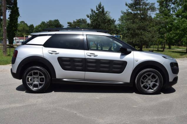 CITROEN C4 CACTUS SHINE 1.6 HDI 100 CV  7
