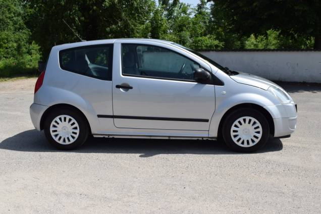 CITROEN C2 1.4 75 CV / 1ère MAIN / 52900 KMS 9