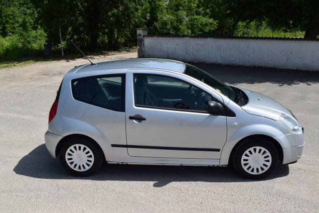 CITROEN C2 1.4 75 CV / 1ère MAIN / 52900 KMS 10