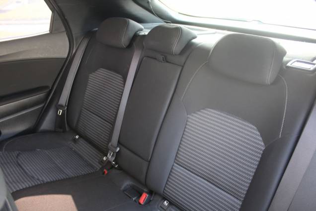 KIA XCEED URBAN ACTIVE 1.5 T-GDI 160 CV DCT7 / ORIGINE FRANCE 14