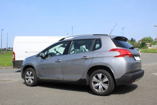 PEUGEOT 2008 ALLURE 1.6 HDI 92 CV ETG6 / ORIGINE FRANCE 5
