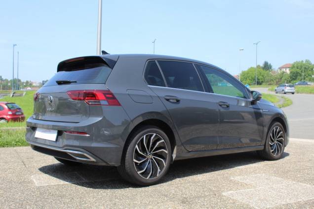 VOLKSWAGEN GOLF 8 STYLE 1ST 2.0 TDI 150 CV DSG7  5