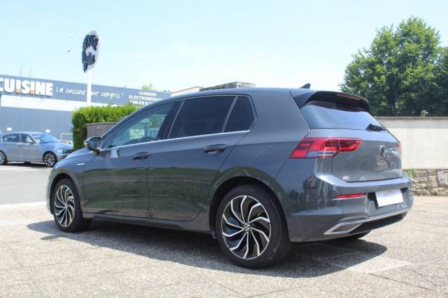 VOLKSWAGEN GOLF 8 STYLE 1ST 2.0 TDI 150 CV DSG7  6