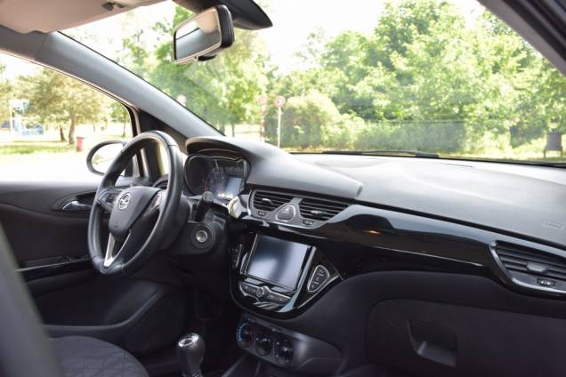 OPEL CORSA DESIGN 120 ANS 1.4 90 CV 5 PORTES 13