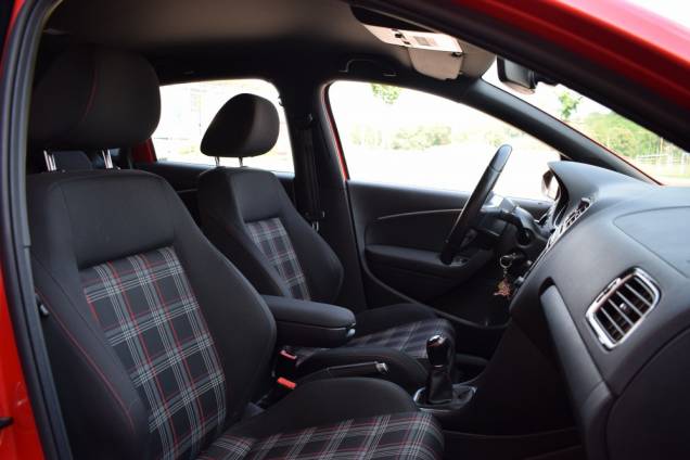 VOLKSWAGEN POLO GTI 1.8 TSI 192 CV 9