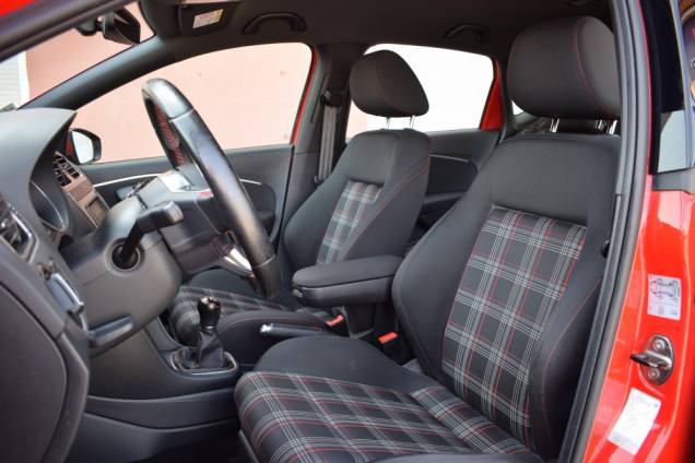 VOLKSWAGEN POLO GTI 1.8 TSI 192 CV 13