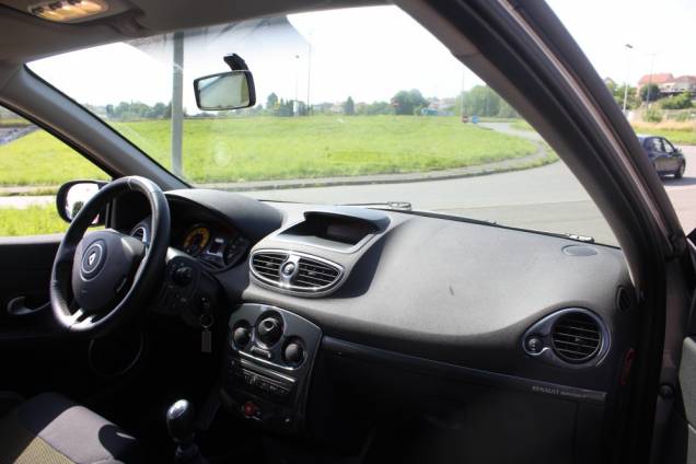 RENAULT CLIO III RS TROPHY 2.0i 203 CV BVM6 / ORIGINE FRANCE  11