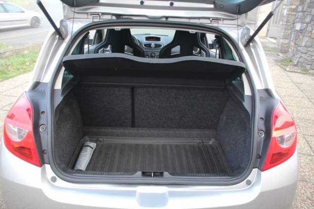 RENAULT CLIO III RS TROPHY 2.0i 203 CV BVM6 / ORIGINE FRANCE  26