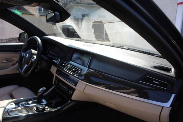 BMW SERIE 5 (F10) M SPORT 550D 381 CV BVA XDRIVE / ORIGINE FRANCE 10