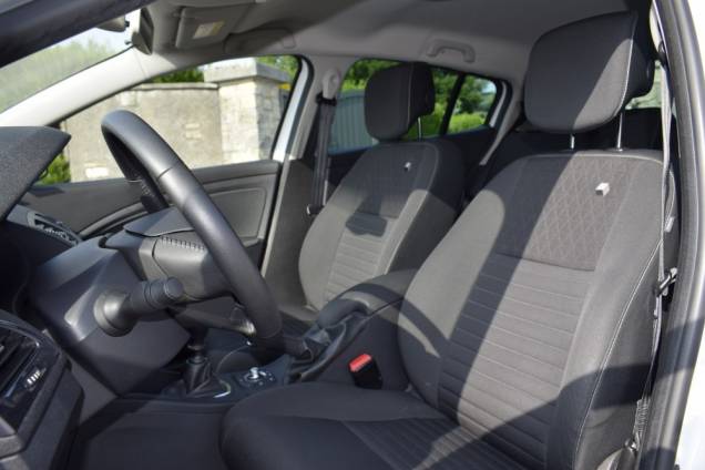 RENAULT MEGANE LIMITED 115 CV BVM 8