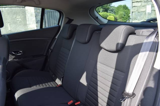 RENAULT MEGANE LIMITED 115 CV BVM 9