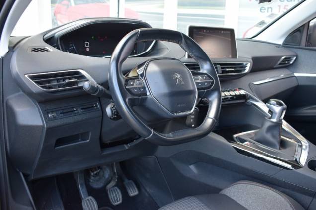 PEUGEOT 3008 1.6 HDI 120 CV  9