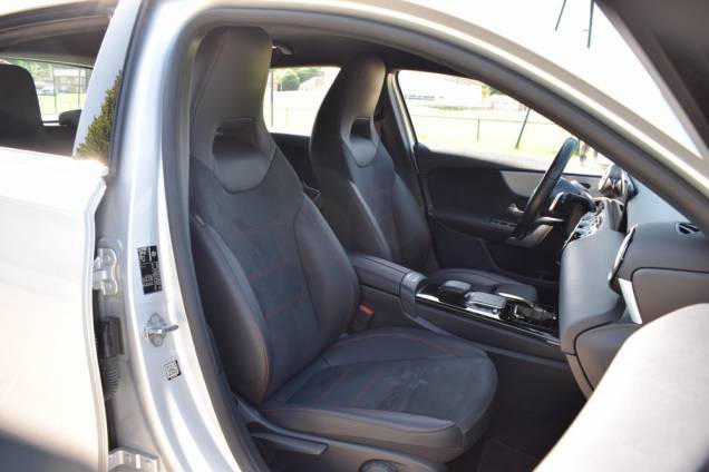 MERCEDES BENZ CLASSE A 200 AMG LINE 163 CV 5 PORTES / PACK AMG / 24900 KMS 11