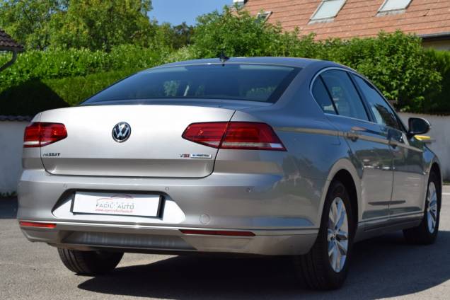 VOLKSWAGEN PASSAT CONFORTLINE 1.4 TSI 150 CV DSG7 / 15400 KM / 1ERE MAIN 5