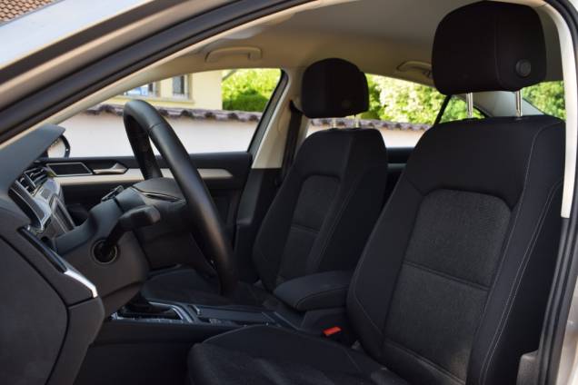 VOLKSWAGEN PASSAT CONFORTLINE 1.4 TSI 150 CV DSG7 / 15400 KM / 1ERE MAIN 10