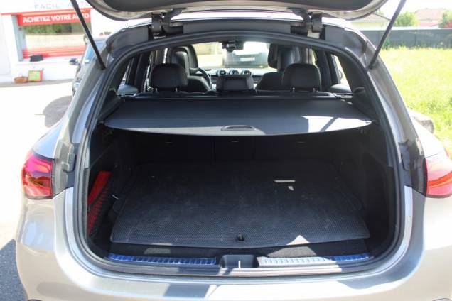 MERCEDES BENZ CLASSE GLC 300 HYBRIDE RECHARGEABLE AMG LINE 333 CV 4 MATIC 9G-TRONIC / TOIT OUVRANT PANORAMIQUE / ORIGINE FRANCE 14