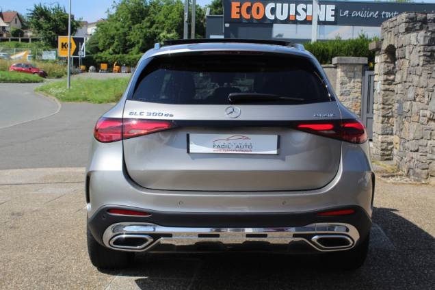MERCEDES BENZ CLASSE GLC 300 HYBRIDE RECHARGEABLE AMG LINE 333 CV 4 MATIC 9G-TRONIC / TOIT OUVRANT PANORAMIQUE / ORIGINE FRANCE 7