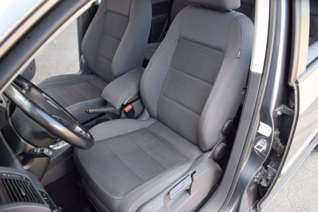 VOLKSWAGEN TOURAN HIGHLINE 7 PLACES 2.0 TDI DSG 6 140 CV / ORIGINE FRANCE / 2eme MAIN  / ATTELAGE  10