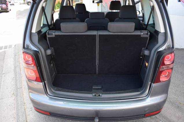 VOLKSWAGEN TOURAN HIGHLINE 7 PLACES 2.0 TDI DSG 6 140 CV / ORIGINE FRANCE / 2eme MAIN  / ATTELAGE  15