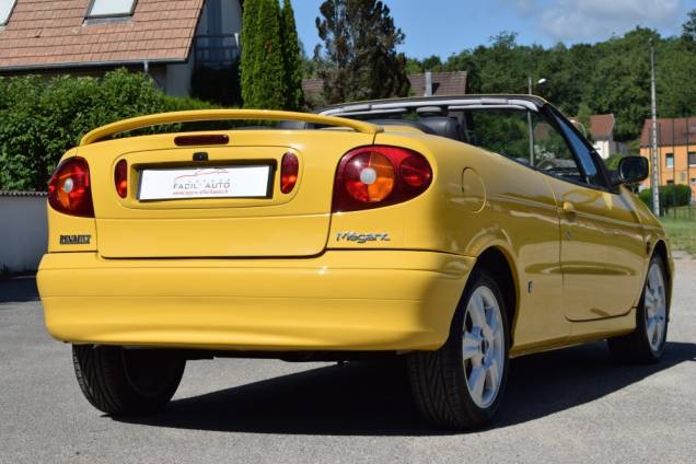 RENAULT MEGANE CABRIOLET PRIVILEGE 2.0 16v 140 CV 5