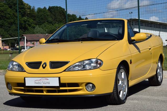 RENAULT MEGANE CABRIOLET PRIVILEGE 2.0 16v 140 CV 1