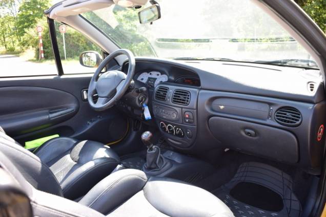 RENAULT MEGANE CABRIOLET PRIVILEGE 2.0 16v 140 CV 14