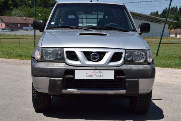 NISSAN TERRANO SPORT 2.7 TDI 125 CV 5 PORTES 4X4 6