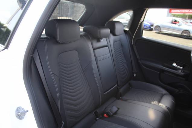 MERCEDES BENZ CLASSE B BUSINESS LINE 180D 116 CV 7G-DCT / ORIGINE FRANCE 14
