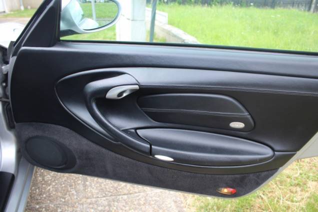 PORSCHE 911 996 COUPE CARRERA 4 3.4i 300 CV TIPTRONIC / TOIT OUVRANT 24