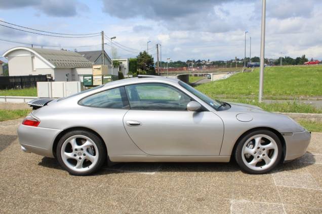 PORSCHE 911 996 COUPE CARRERA 4 3.4i 300 CV TIPTRONIC / TOIT OUVRANT 8