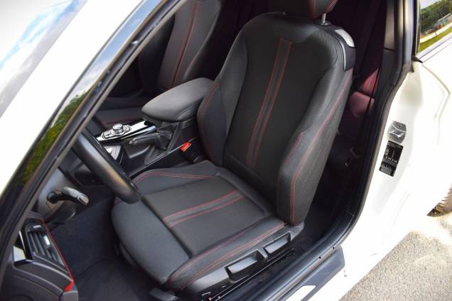 BMW SERIE 1 M SPORT LINE 2.0 D 150 CV / ORIGINE FRANCE / HARMAN/KARDON / SUIVI NUMERIQUE COMPLET 16