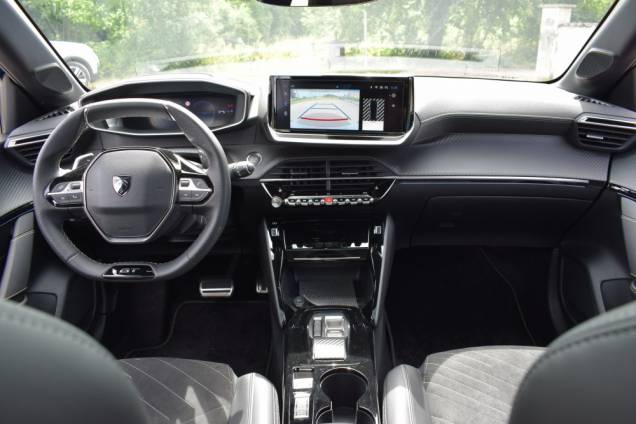 PEUGEOT 208 GT HYBRID e-DCS6 136 CV / 1ere MAIN / DISTRIBUTION A CHAINE 9