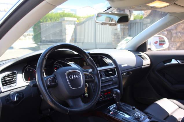 AUDI A5 COUPE AMBITION LUXE 3.2 V6 265 CV TIPTRONIC 6 QUATTRO / ORIGINE FRANCE  10