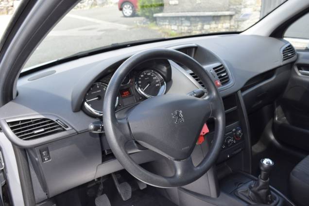 PEUGEOT 207 SW 1.4 75 CV BVM  9