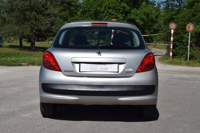 PEUGEOT 207 1.4 16 V 90 CV URBAN 6