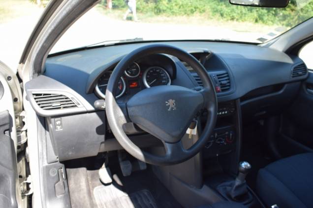 PEUGEOT 207 1.4 16 V 90 CV URBAN 15