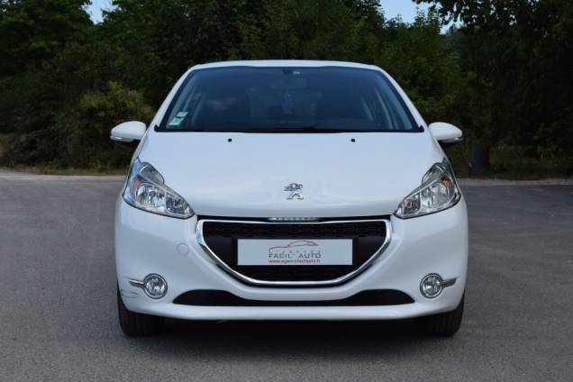 PEUGEOT 208 STYLE 82 CV 7