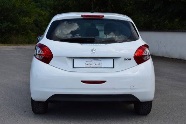 PEUGEOT 208 STYLE 82 CV 8