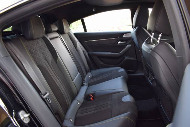 PEUGEOT 508 PSE HYBRID4 360 CV e-EAT8 PEUGEOT SPORT ENGINEERED 10