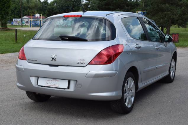PEUGEOT 308 1.6 120 CV PRENIUM / 5 PORTES / 1ère MAIN / 71000 KMS / ORIGINE FRANCE 4