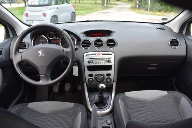 PEUGEOT 308 1.6 120 CV PRENIUM / 5 PORTES / 1ère MAIN / 71000 KMS / ORIGINE FRANCE 16