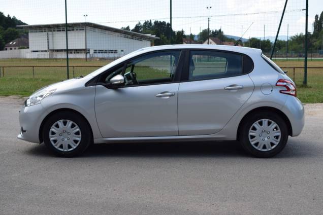 PEUGEOT 208 1.4 HDI 70 CV ACTIVE 5 PORTES / 35900 KMS / ORIGINE FRANCE 7