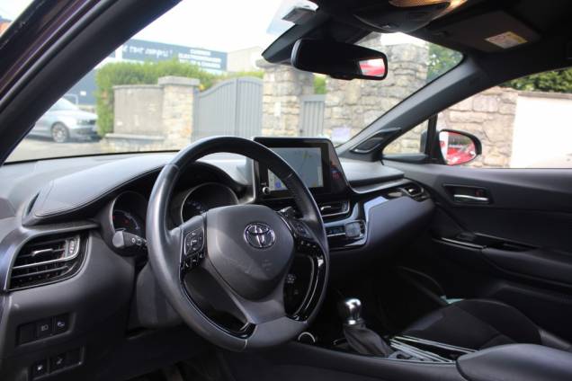 TOYOTA C-HR COLLECTION 2.0 HYBRIDE 184 CV E-CVT / 1ER MAIN / ORIGINE FRANCE 8